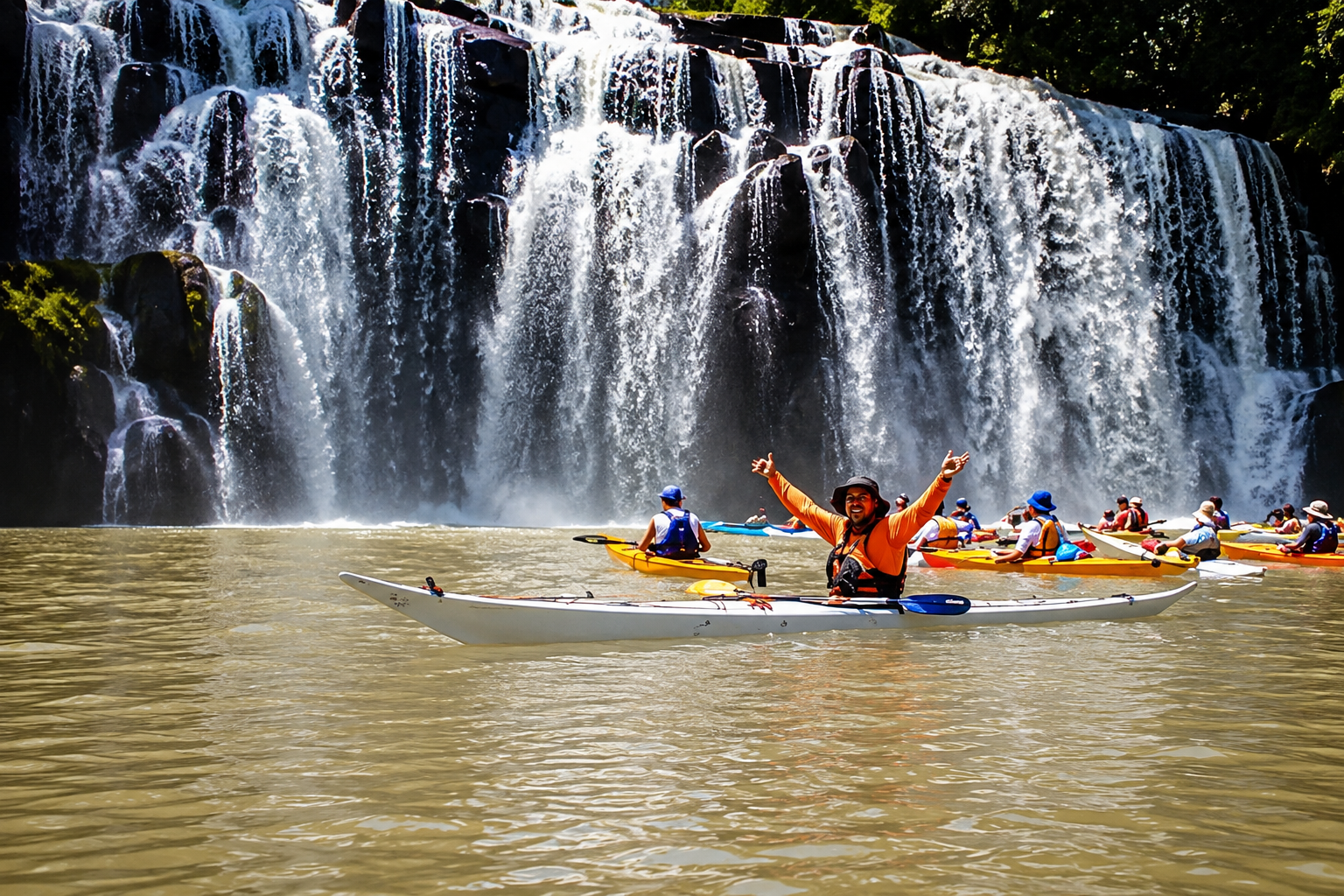 Kayak en el Río Paraná – Puerto Bemberg 1 kaya en saltos yasy, naturaleza pura